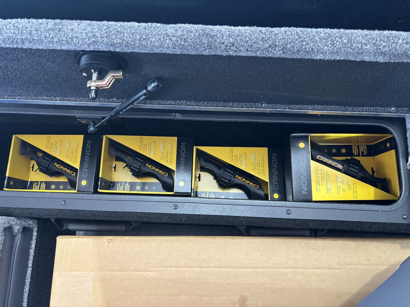 New 2025 Alumacraft Competitor 185 Sport Fishing Boat