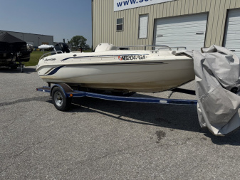 Used 2009 Hurricane Boats GS172 Deck Boat