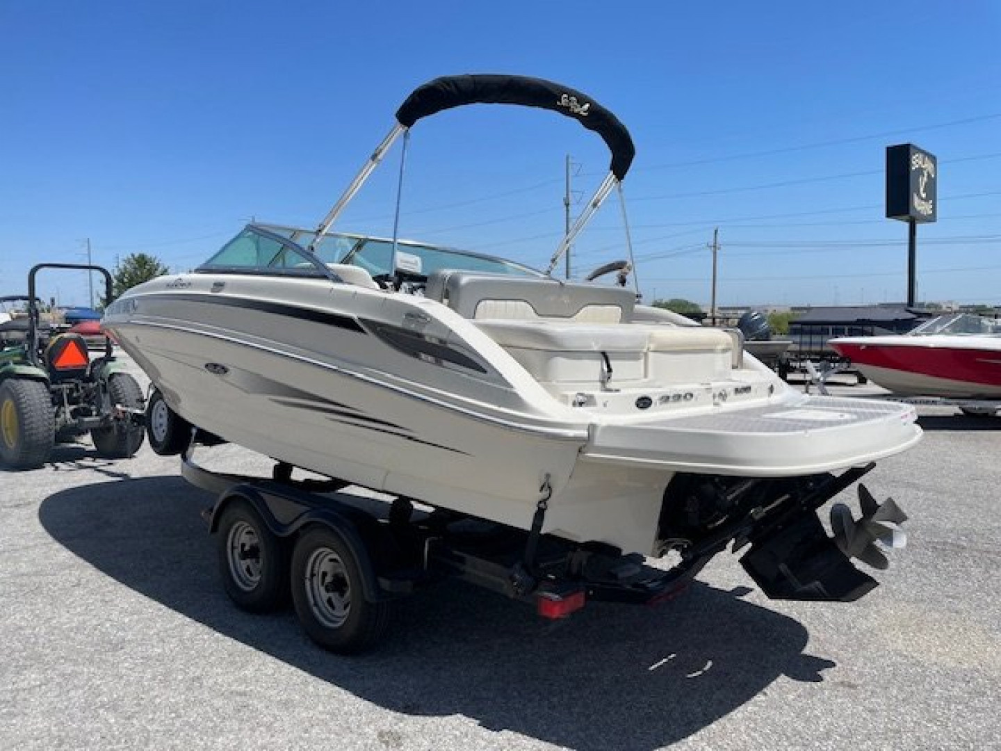Used 2010 Sea Ray 220 Sundeck Deck Boat