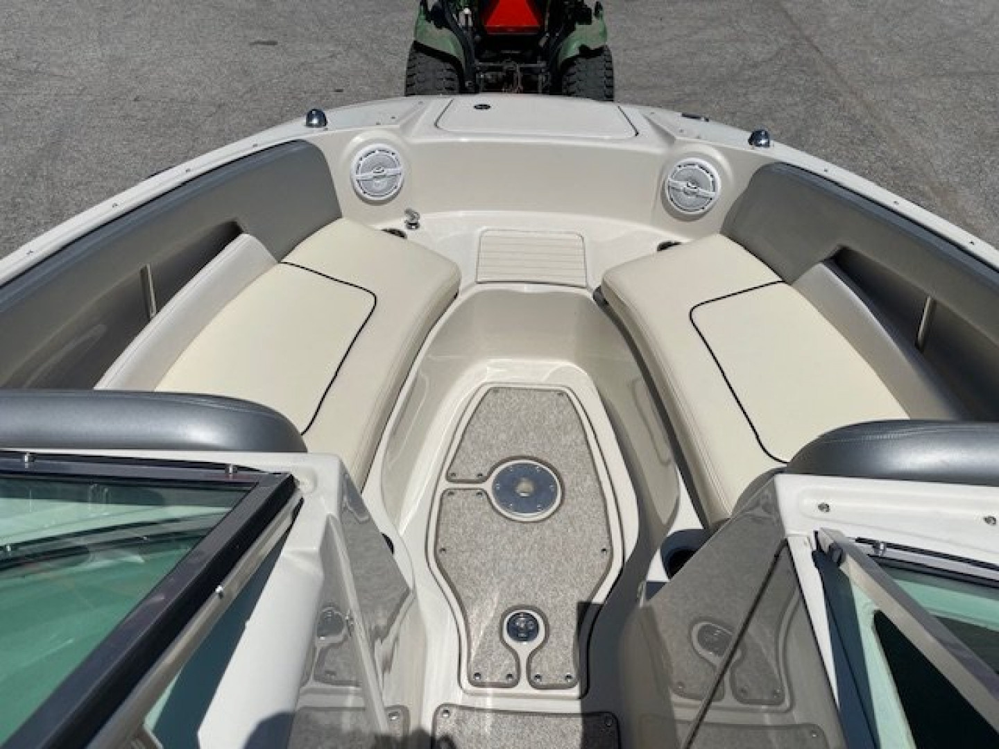 Used 2010 Sea Ray 220 Sundeck Deck Boat