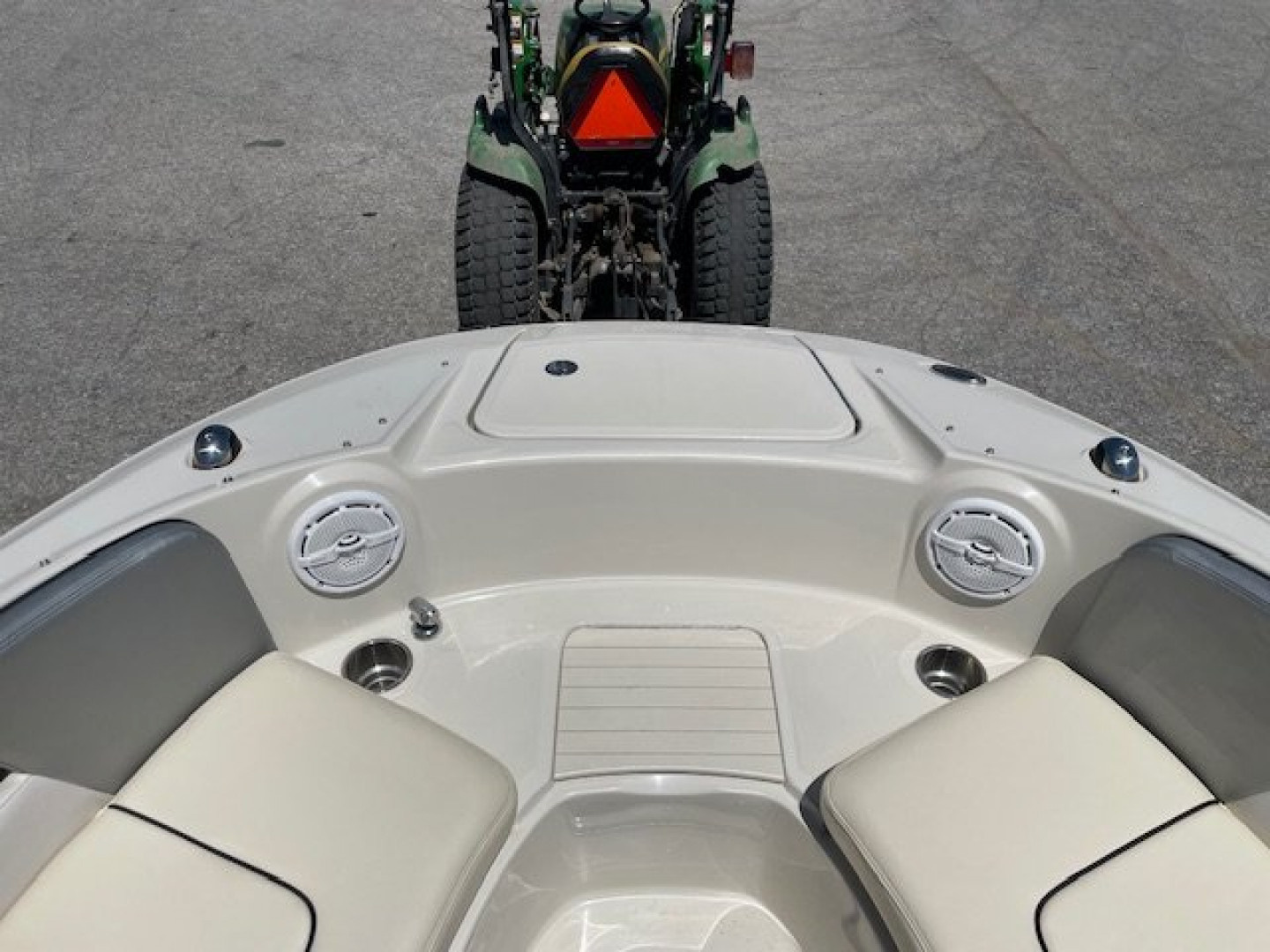 Used 2010 Sea Ray 220 Sundeck Deck Boat