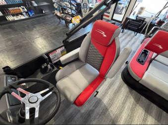 New 2025 Bennington 22SSB Pontoon Boat