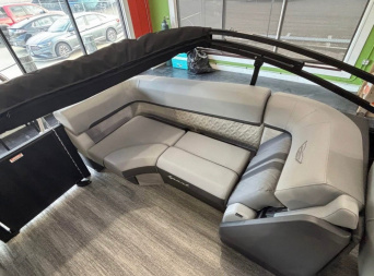 New 2025 Bennington 24MFB Pontoon Boat