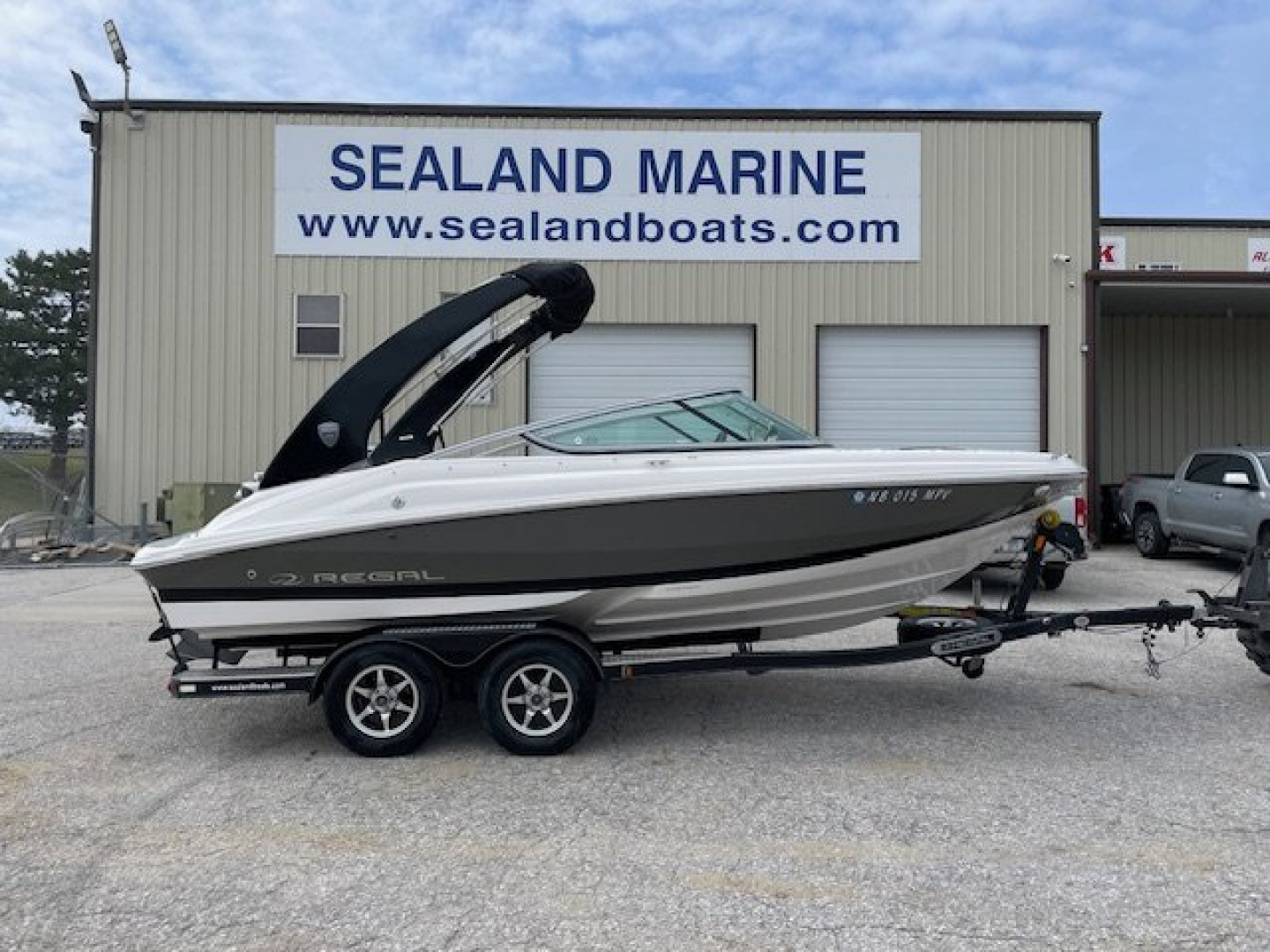 Used 2017 Regal Boats 2000 ES Bowrider