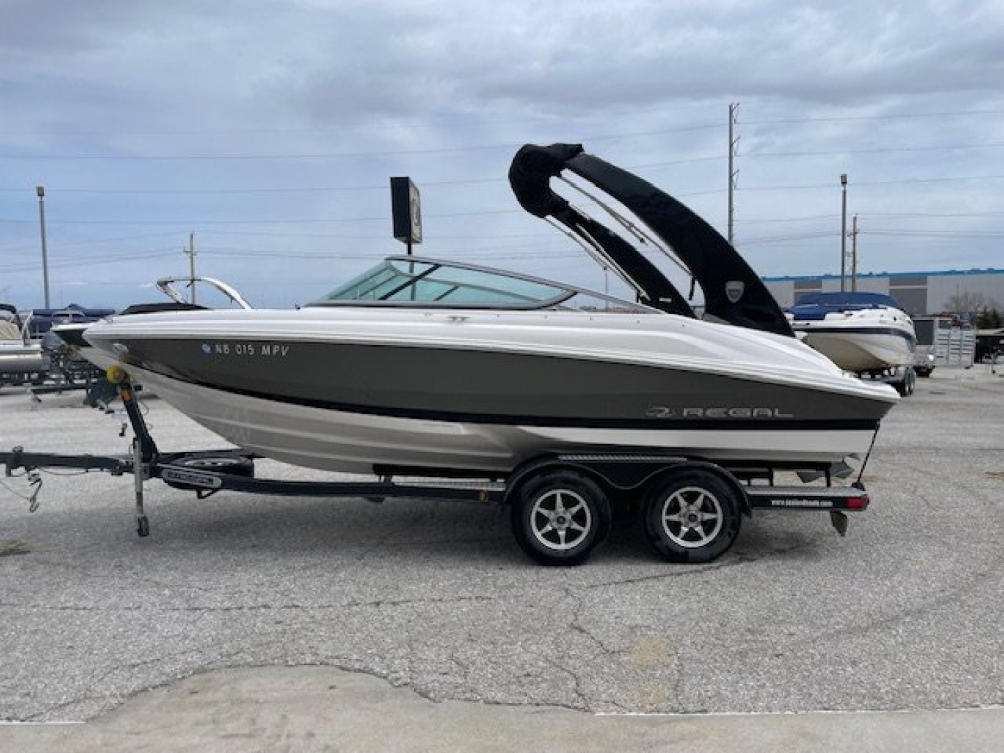 Used 2017 Regal Boats 2000 ES Bowrider