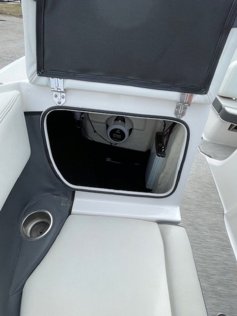 Used 2017 Regal Boats 2000 ES Bowrider