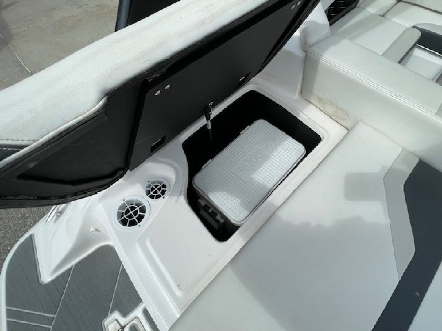 Used 2017 Regal Boats 2000 ES Bowrider