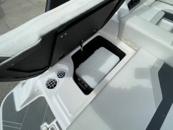 Used 2017 Regal Boats 2000 ES Bowrider