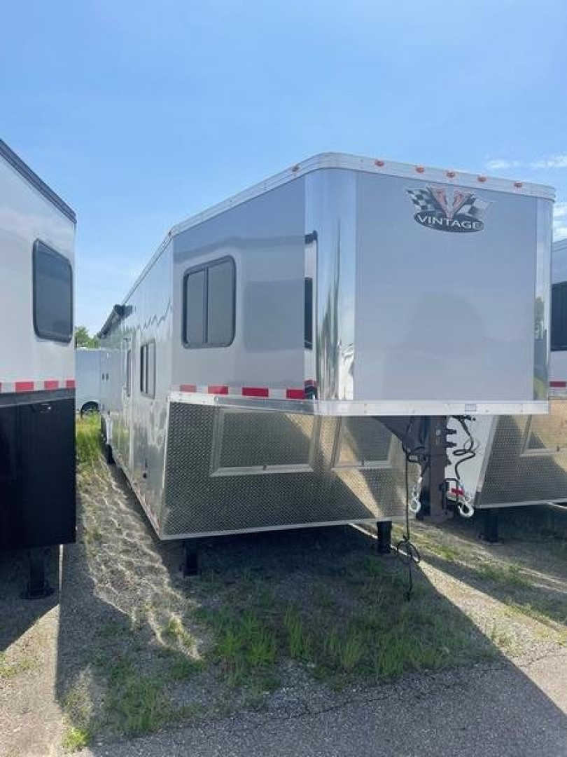New 8.5x50 Vintage Race Trailer