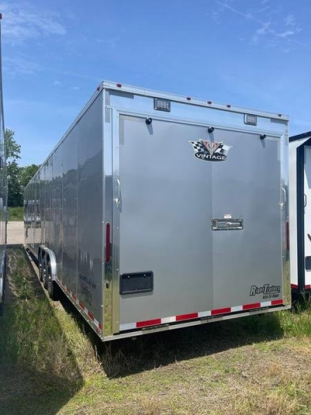 New 8.5x50 Vintage Race Trailer