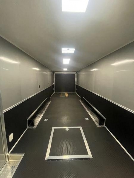 New 8.5x50 Vintage Race Trailer