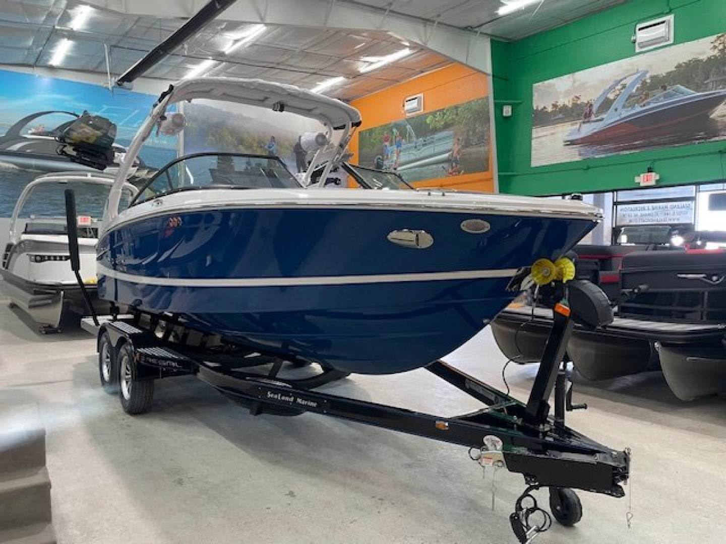 New 2025 Regal Boats LS2 SURF ULITMATE Surf Boat