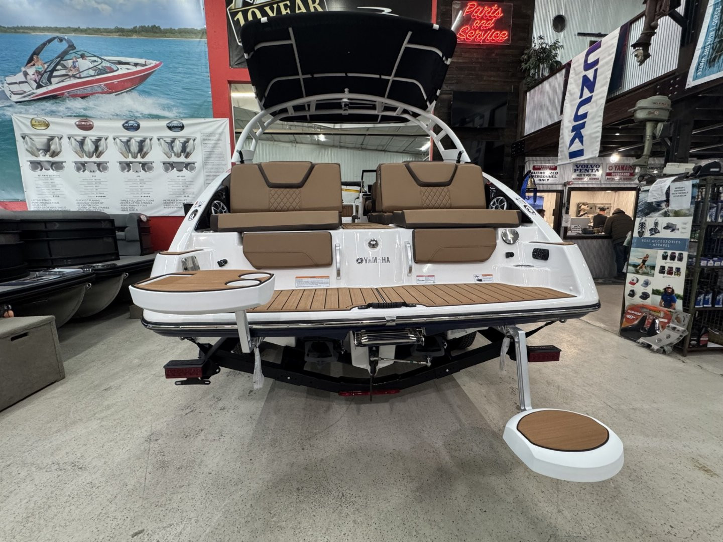 New 2025 Yamaha Boats 252 Jet Boat