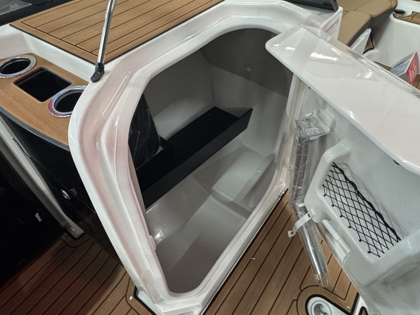 New 2025 Yamaha Boats 252 Jet Boat