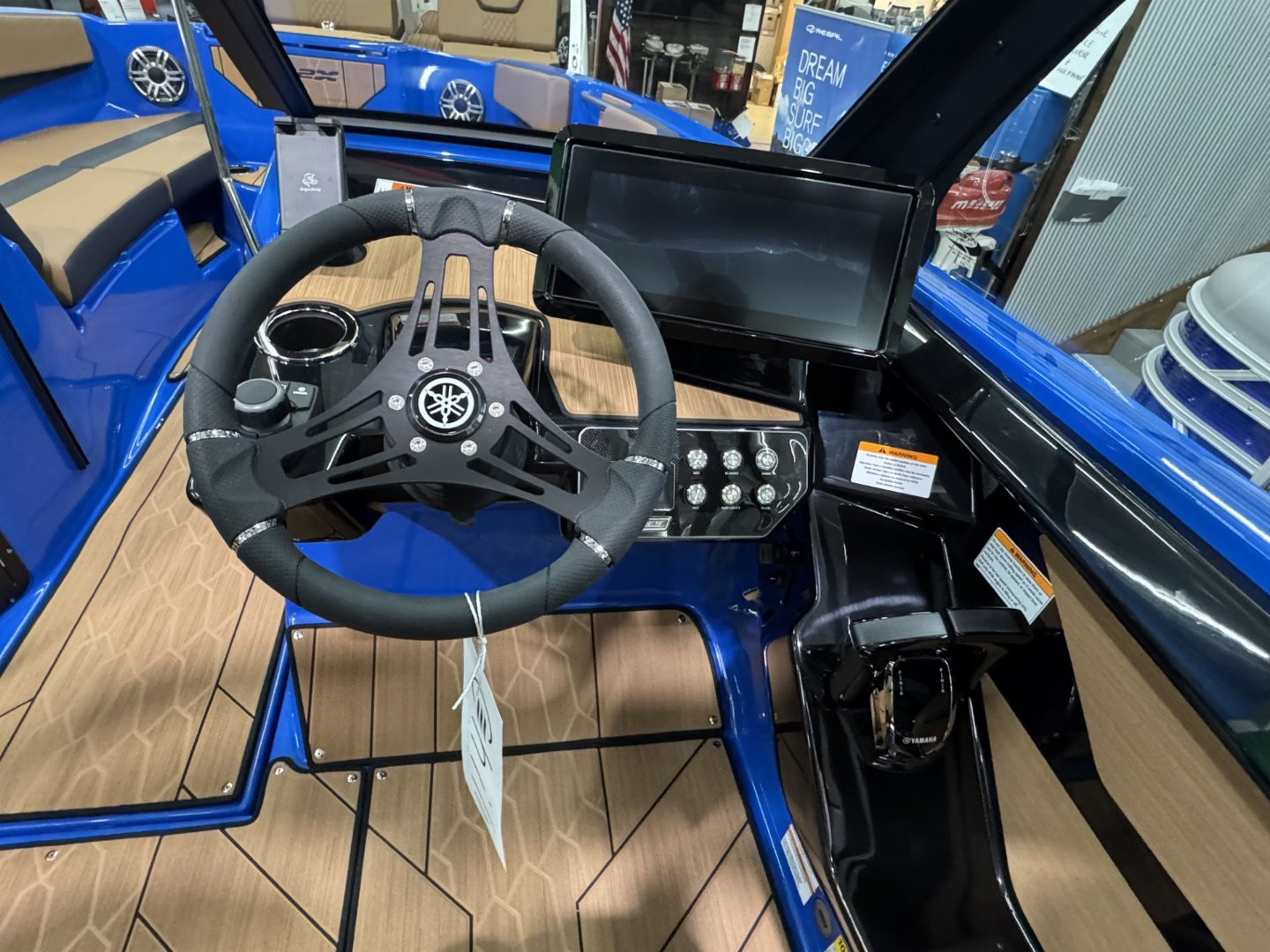 New 2025 Yamaha Boats 222 XE Jet Boat Wake Series