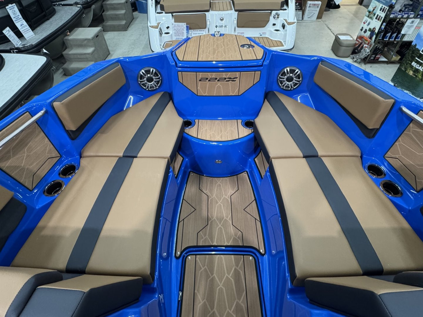 New 2025 Yamaha Boats 222 XE Jet Boat Wake Series