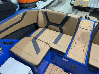 New 2025 Yamaha Boats 222 XE Jet Boat Wake Series