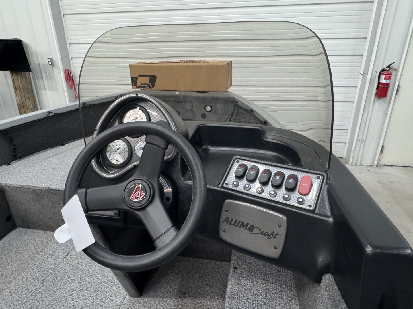 New 2024 Alumacraft 165 Classic Side Console