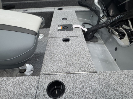 New 2024 Alumacraft 165 Classic Side Console