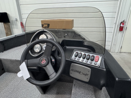 New 2024 Alumacraft 165 Classic Side Console