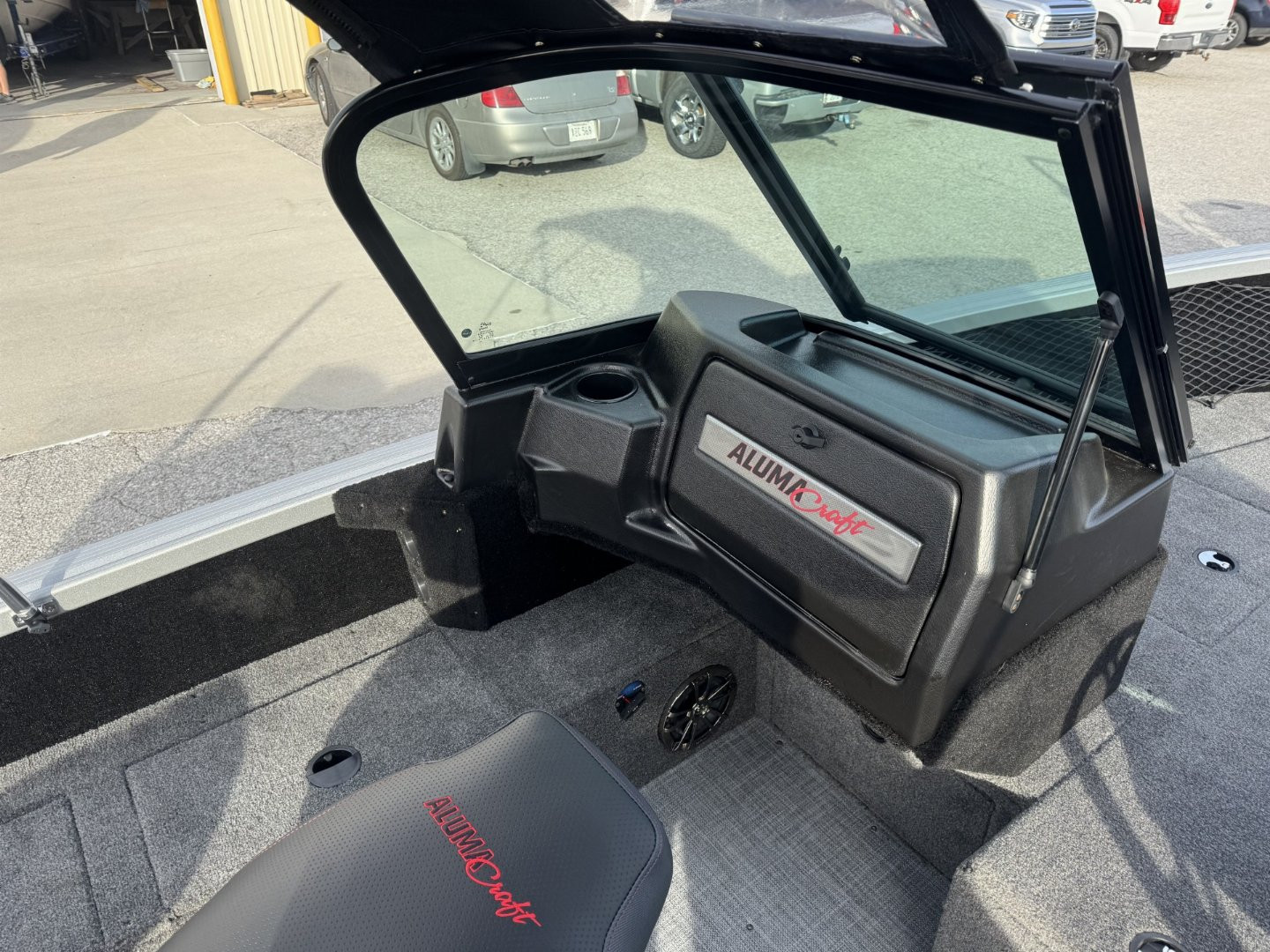 New 2024 Alumacraft Competitor 185 FSX Fishing Boat