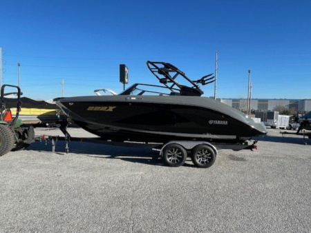 New 2025 Yamaha Boats 222 XE Jet Boat