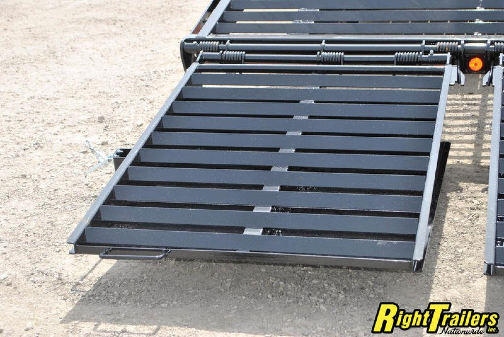 New 2023 8.5x35 PJ Gooseneck Equipment Trailer LS352