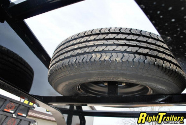 New 2023 8.5x35 PJ Gooseneck Equipment Trailer LS352