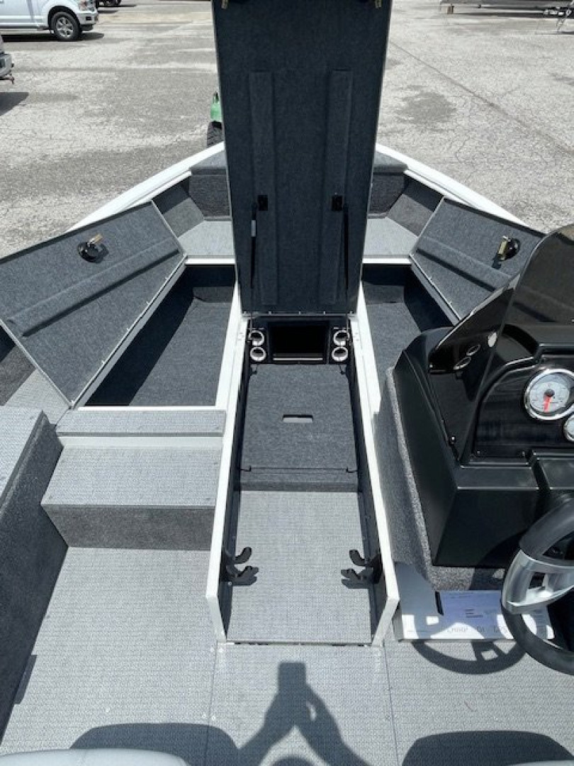 New 2025 G3 Boats Angler V 164 C Fishing Boat