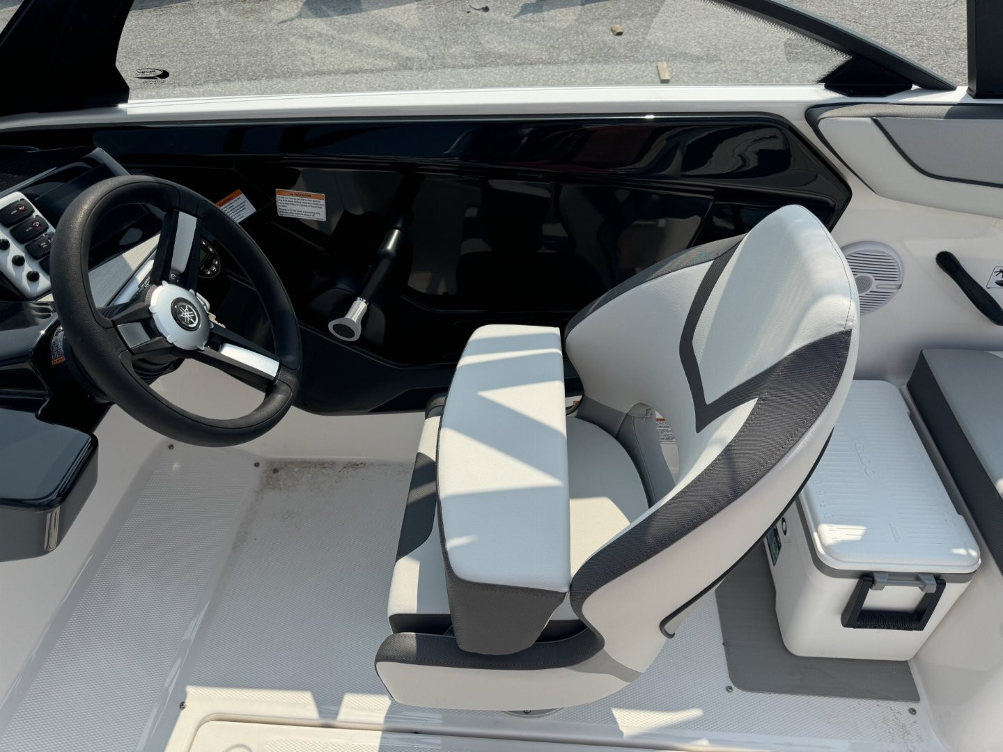 New 2024 Yamaha Boats AR 220 Jet Boat