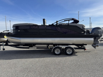 New 2025 Bennington M Series 22 Fastback Pontoon Boat