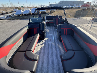 New 2025 Bennington 24 M Series Swingback Tri-Toon