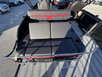 New 2025 Bennington 24 M Series Swingback Tri-Toon