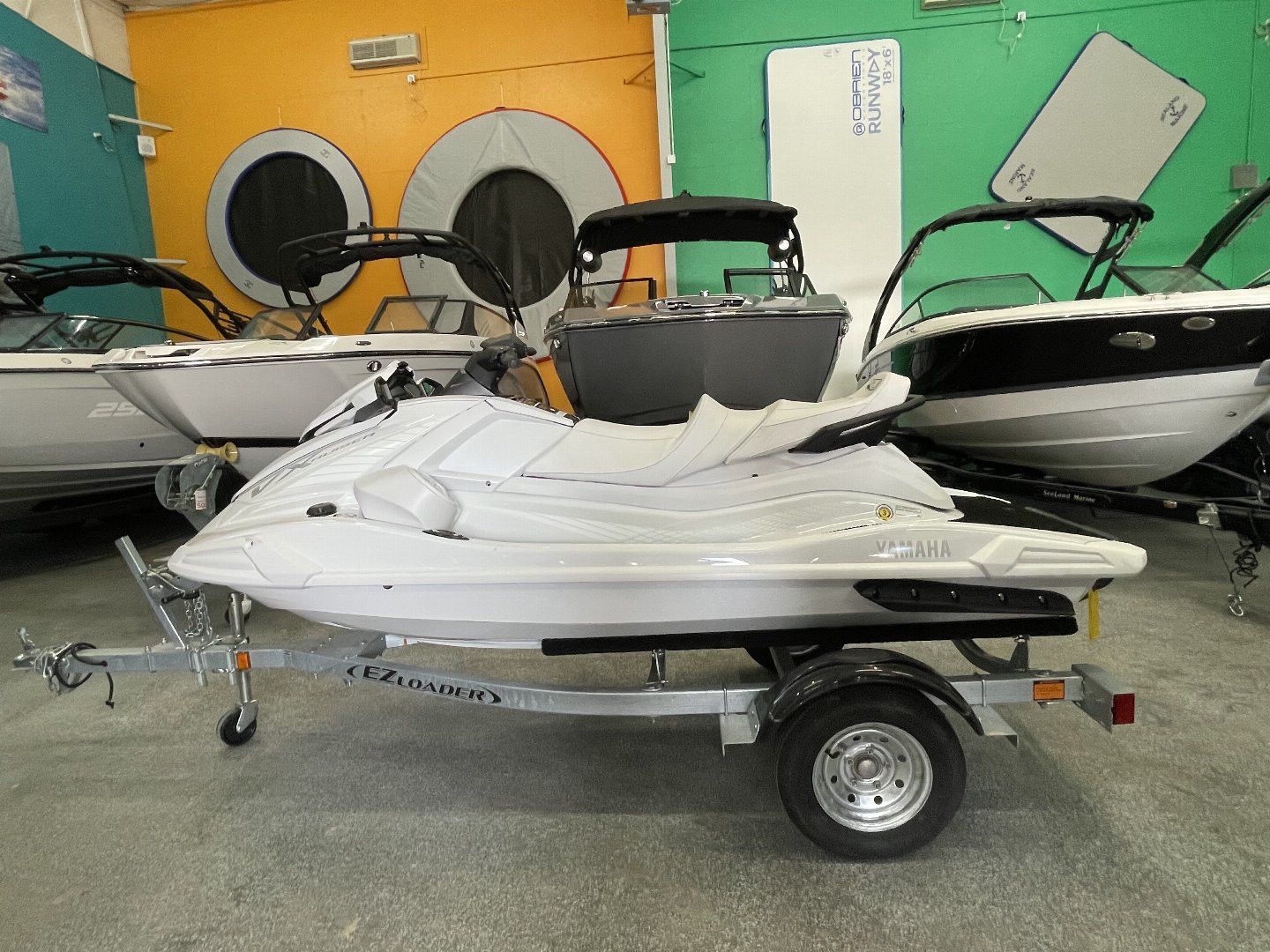New 2025 Yamaha WaveRunner FX Cruiser SVHO® PWC (Personal Watercraft)