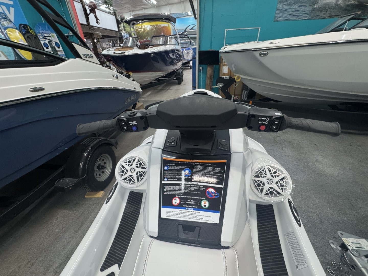 New 2025 Yamaha WaveRunner FX Cruiser SVHO® PWC (Personal Watercraft)