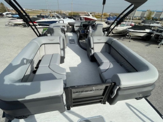 New 2025 Bennington 24 MFB Tritoon