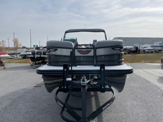 New 2025 Bennington 24 MFB Tritoon