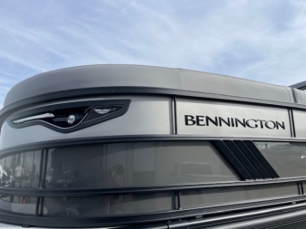 New 2025 Bennington 24 MFB Tritoon