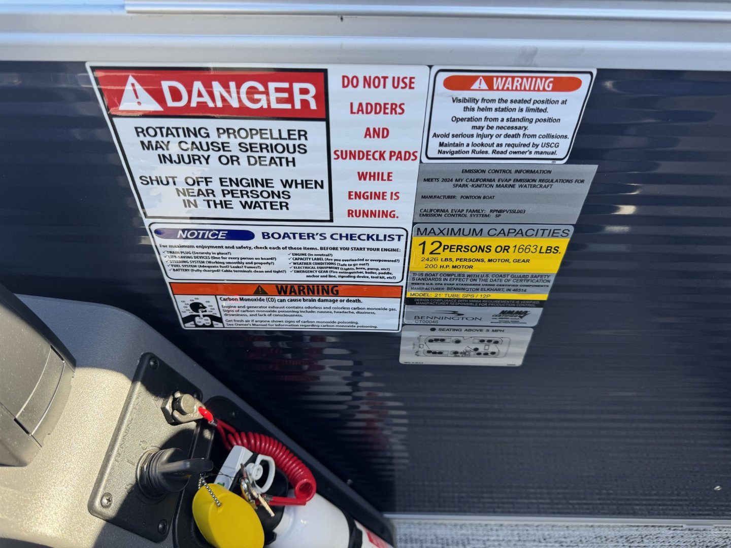 New 2025 Bennington 22 SSR Tritoon