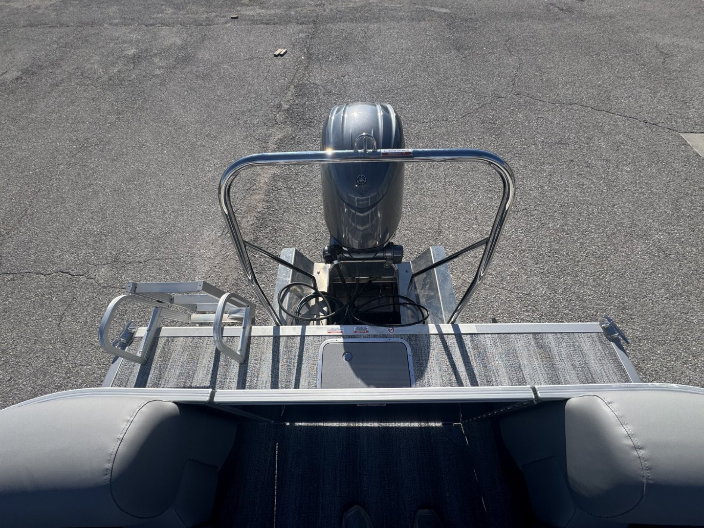 New 2025 Bennington 22 SSR Tritoon