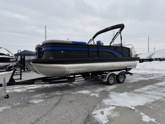 New 2025 Bennington 22 SSB Tritoon