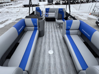 New 2025 Bennington 22 SSB Tritoon