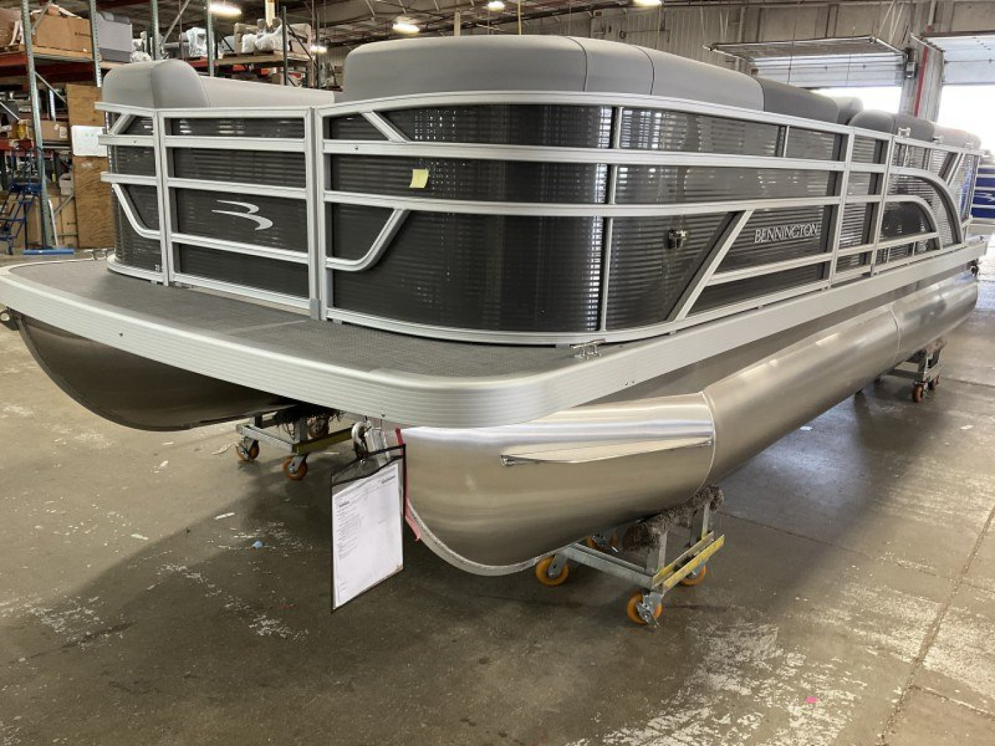 New 2025 Bennington 20 SVL