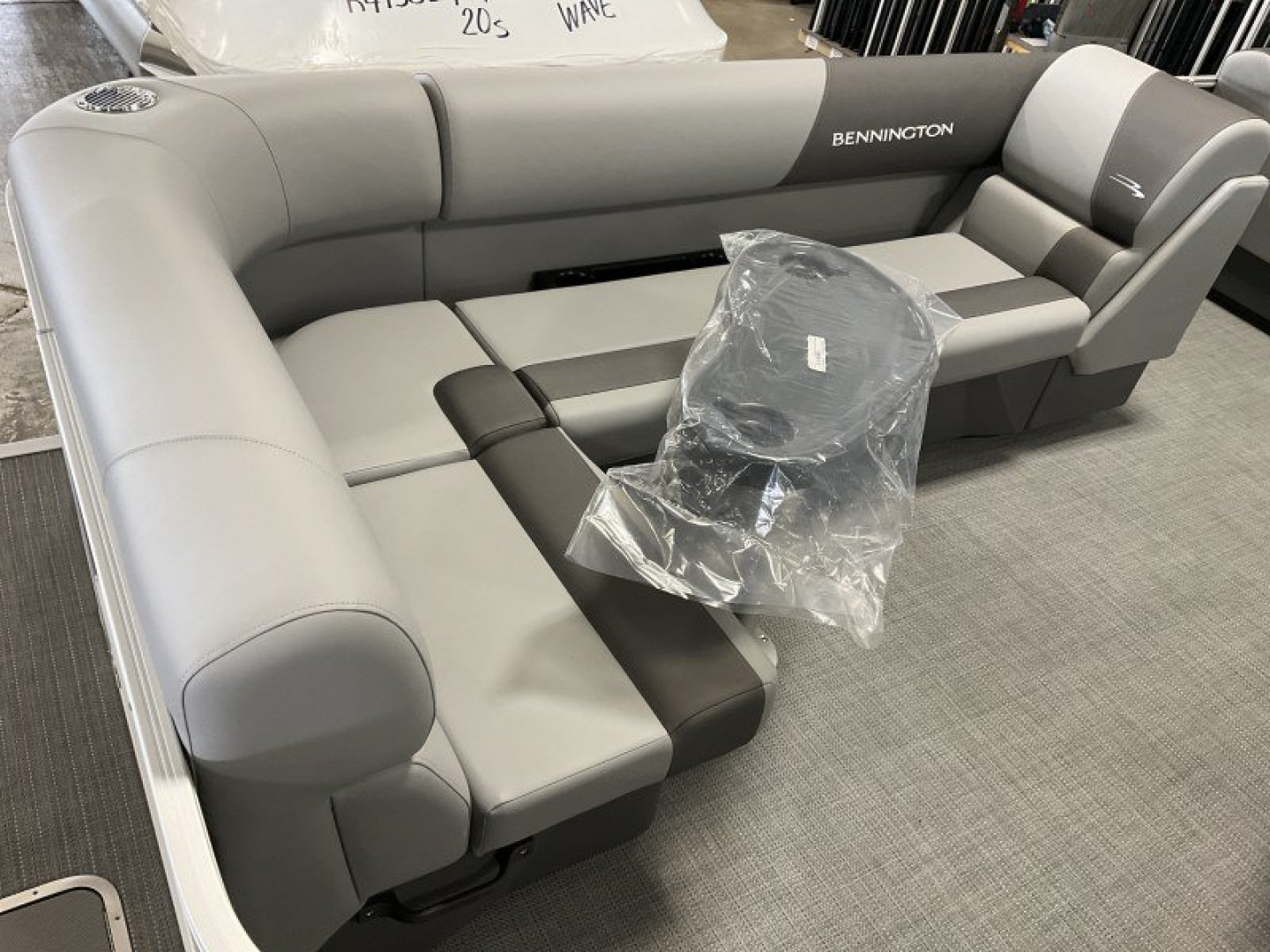 New 2025 Bennington 20 SVL