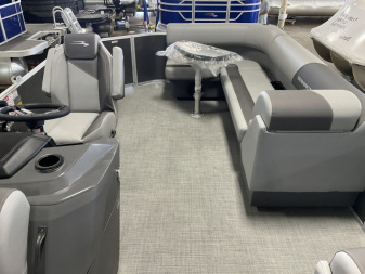 New 2025 Bennington 20 SVL