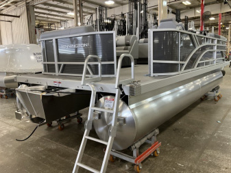 New 2025 Bennington 20 SVL