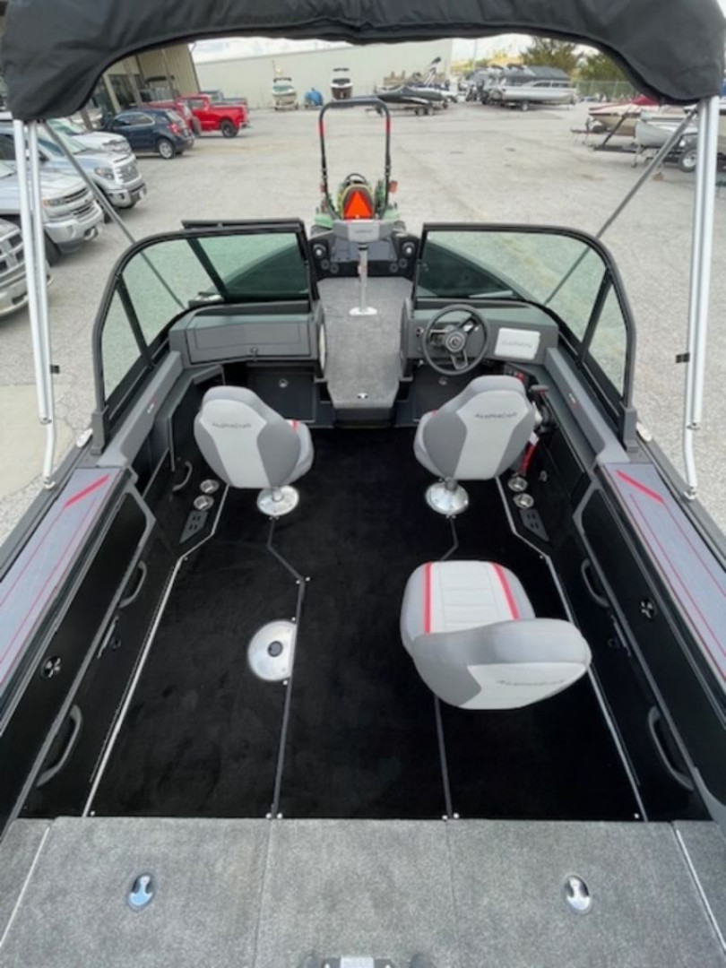 New 2025 Alumacraft Trophy 185X Sport