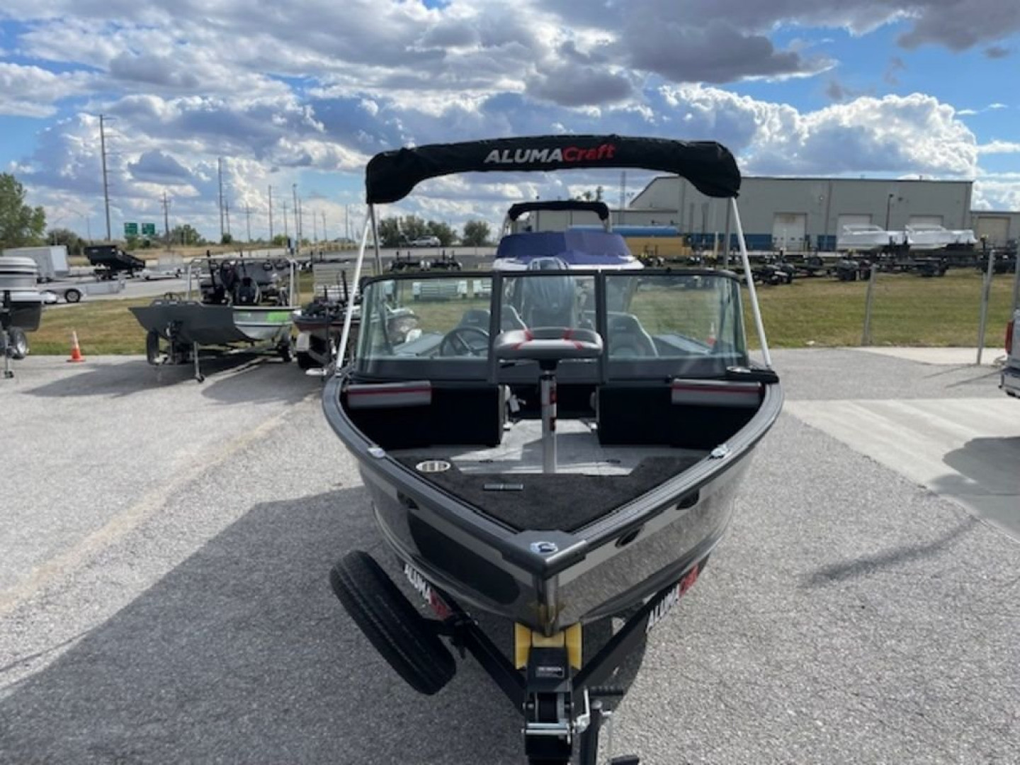 New 2025 Alumacraft Trophy 185X Sport