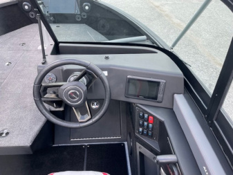 New 2025 Alumacraft Trophy 185X Sport