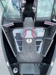 New 2025 Alumacraft Trophy 185X Sport